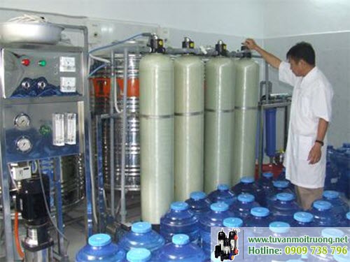 Tùy từng đơn vị kinh doanh, nguồn nước sử dụng trong sản xuất nước đóng bình có thể khác nhau